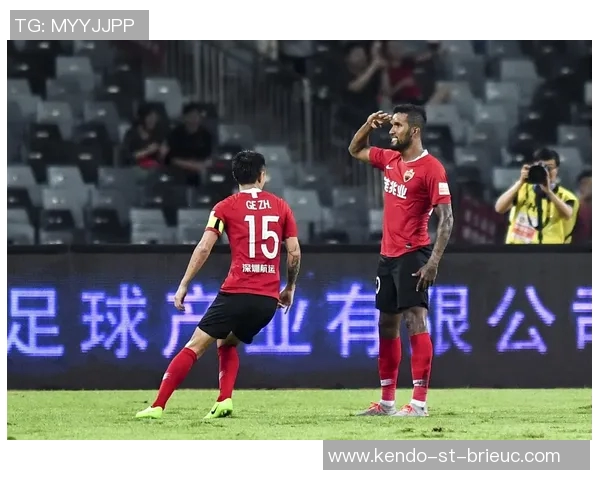 广州富力与深圳佳兆业首发阵容揭晓精彩对决即将上演