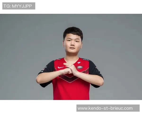 V5与JDG的耐力较量赛后分析揭示团队韧性与策略博弈